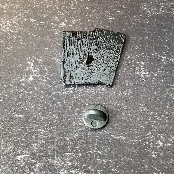 Video Tape Enamel Pin/ Brooch - Picture 5 of 6